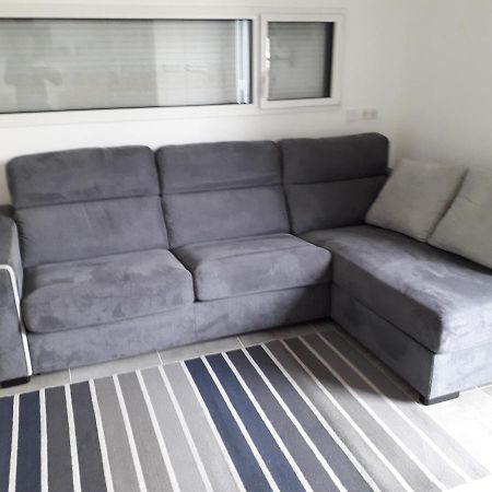 Ferienwohnung 2 Pieces Avec Acces Piscine Interieure Larmor-Plage Exterior foto